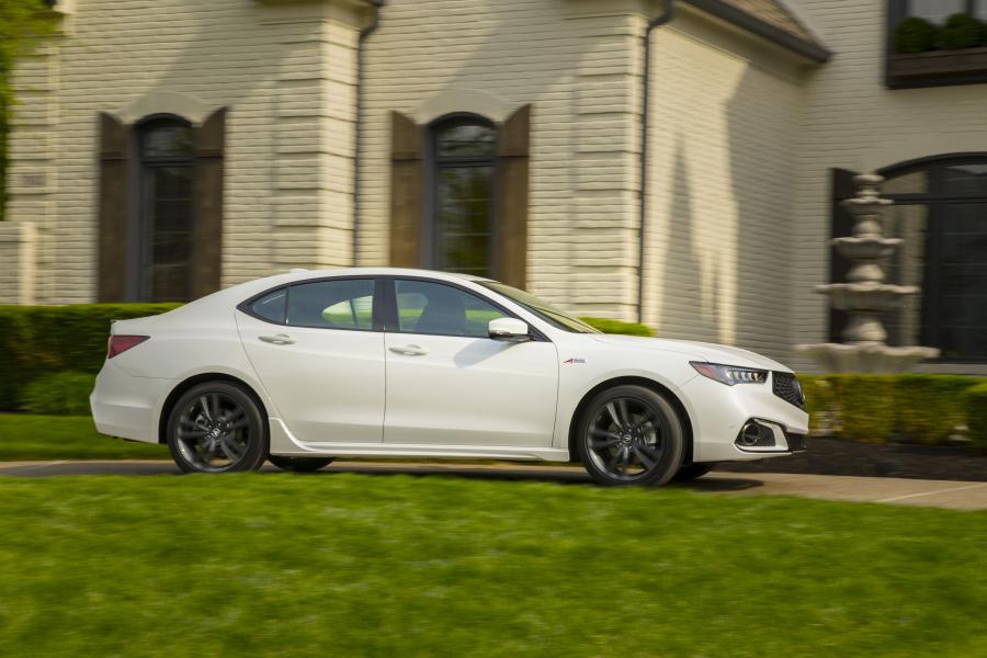  Acura TLX A-Spec 2017 года  (фото 37 из 69)